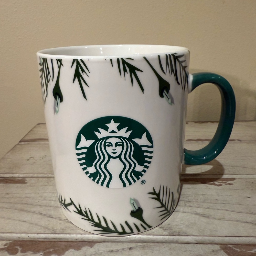 Starbucks Jumbo 26 oz 2020 Christmas Holiday Winter Lights Coffee Mug